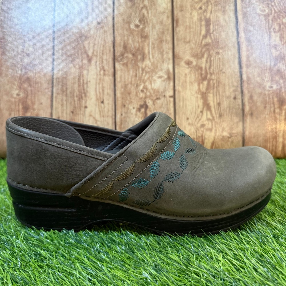 Dansko Professional Clogs Womens US 8.5-9 EU 39 Gray Embroidered Leather Slip On